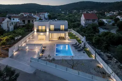 Image de Villa Sea View - 2 minutes walk to the beach