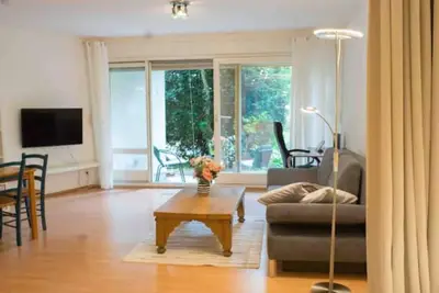 Image de Zentrum Ruhig Hell Gartenwohnung