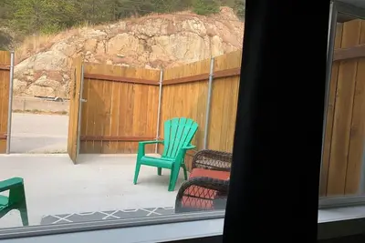 Image de Two bedroom vacation suite on Lower Arrow Lake near Castlegar, Bc.
