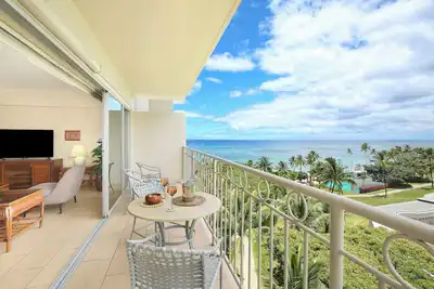 Image de Gorgeous Ocean View Suite at Waikiki Shore! Steps to Beach! Heart of Waikiki!