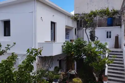 Image de Cozy 3-bedroom stone apartment in kissamos 200m from the beach\nSea view