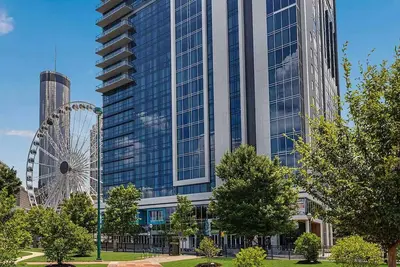 Image de 2br Deluxe Big City & Family Adventures Await!