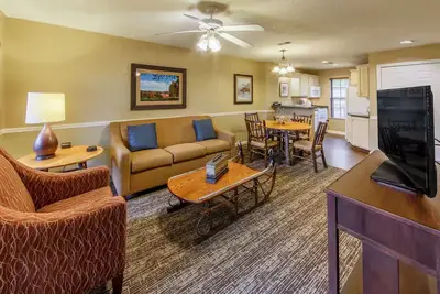 Image de Terrific 2-bedroom resort in Lee with WiFi, fitness room, Ac