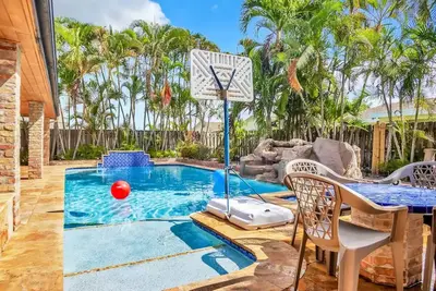 Image de Sunny Paradise w/ Saltwater Pool Hot Tub & Bbq Grill Fort Lauderdale Sawgrass