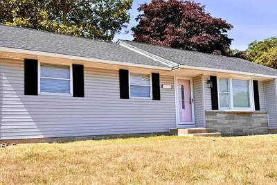 Image de Beachy-Keen 3-Bedroom Bungalow; Versatile for Any Stay in North Cape May!