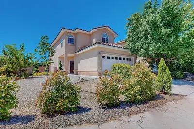 Image de Garden House: A Cozy Retreat