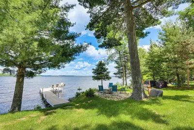 Image de Lakefront Tower Home w\/ Shared Dock!
