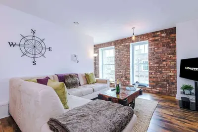 Image de New! Stunning City Centre Flat, Amazing Location!