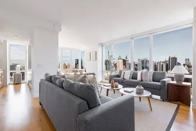 Image de 2 beds1. 5 bath breathtaking views