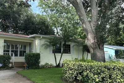 Image de Beach! Golf! Family! Bright, Cozy, Whole House, 2. 5-bed 2-bath! 31-Day Minimum!