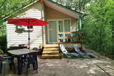 Image de Chalet proche d'un Lac idéalement situé pour découvrir la Corrèze et la Dordogne