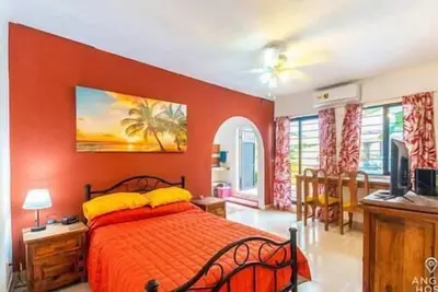 Image de Poolside Casita 1 Block to the Beach and Malecon!