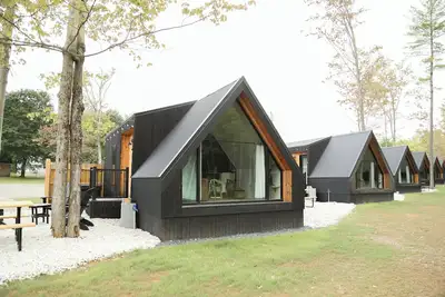 Image de Modern Tiny Home 25/With Hot Tub!