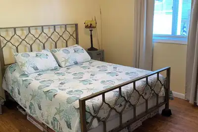 Image de Charming bay view home overlooking the beautiful Boot Island.