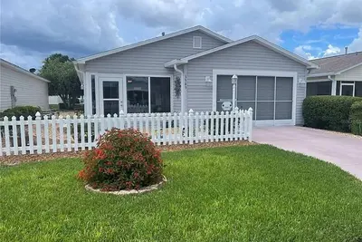 Image de Charming updated 2 Br Villa with Florida Rm & golf cart in The Villages, Fl