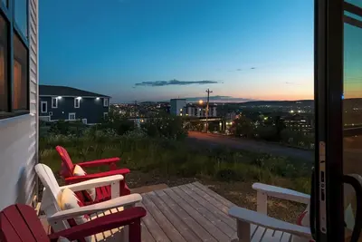 Image de Executive Home With Incredible Views