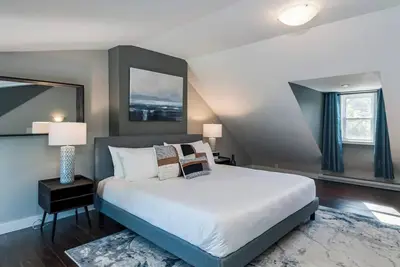 Image de The Middle House: Sophisticated and Comfortable
