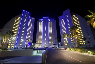 Image de Cozy 2-Bedroom, 2. 5 bath condo at Encantame Towers Playa Encanto/ Puerto Penasco