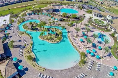 Image de 1457bt- Wonderful 6 bed\/6 bath-Private Pool&Spa