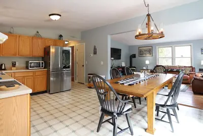 Image de Enjoy a Cozy White Mountain Adventure at this Private, Pet Friendly Home! (Br76c)