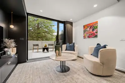 Image de Stylish Studio in Braddon with Communal Area