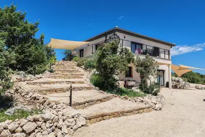 Image de Maison privée avec jacuzzi