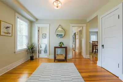 Image de A Lavish Escape in Mystic, Ct