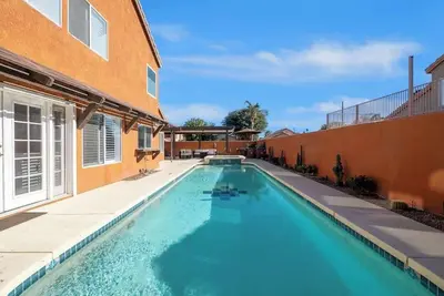 Image de Game Room | Backyard Oasis w/ Private Pool+Hot Tub