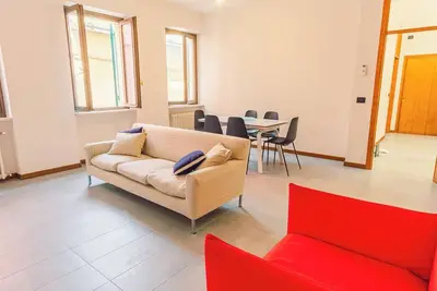 Image de Piazza Garibaldi - Trois Chambres Appartement, Couchages 6