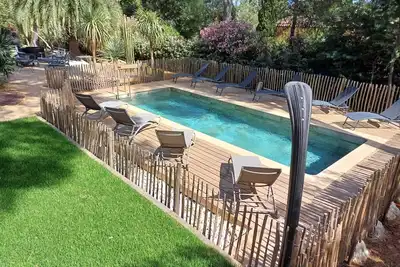 Image de Villa idéalement située à  300 m de la plage à pied dans le golfe de St-Tropez