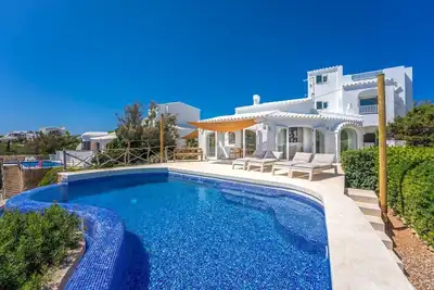 Image de Casa Sweet Waters - Cinq Chambres Villa, Couchages 8