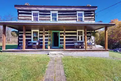 Image de Cozy 2-bedroom cabin built in 1855 with WiFi