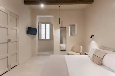 Image de Apartment in Historic House & rooftop terrace