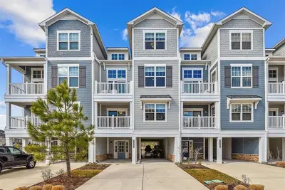 Image de Luxury 5br/4. 5ba Beach & Golf Getaway