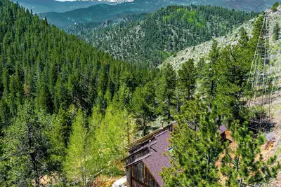 Image de Beautiful Adult Themed Mountain house with WiFi in Idaho Springs