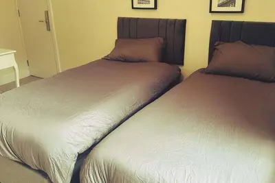 Image de Castle View Twin Bed Room 5