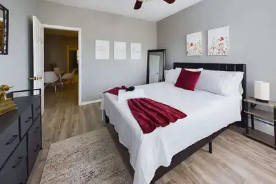 Image de Cozy apt in Bayonne, 2 min walk to rail to Nyc