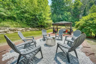 Image de Porch & Fire Pit: Shawnee on Delaware Home!