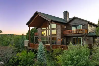 Image de Beautiful 5 Bedroom Cabin in Torreon Golf Community in Show Low