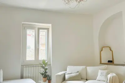 Image de Bright family apartment in the historic center of the Etruscan necropolis