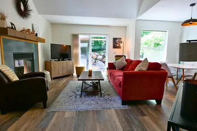 Image de Hood River Contemporary Townhome