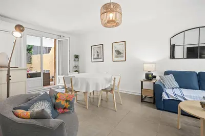 Image de Villa « Mazet Cogolin » avec terrasse privée, Wi-Fi et climatisation