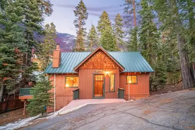 Image de Cozy Tahoe Cabin