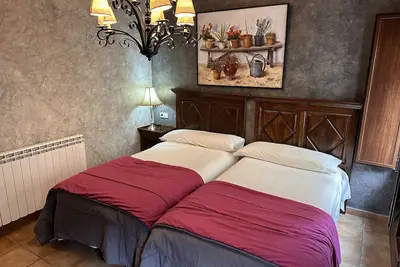 Image de Chambre 'El Mochuelo' avec vue sur la montagne, Wi-Fi et climatisation