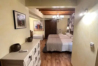 Image de Chambre 'Suite Las Cardelinas' avec vue sur la montagne, Wi-Fi et climatisation