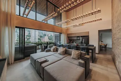 Image de 2350 sqft - 4br Duplex with panoramic city view