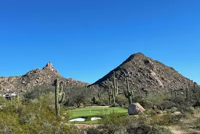 Image de Swss - 2 Homes+Par3+Pickleball+Gym+360 Valley Views+Pool/Spa
