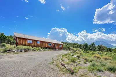 Image de ‘Sunset Cabin’ near Moab w/ Stunning Views!
