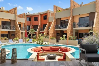 Image de Relaxing 3br Villa Near Palm Beach and Ritz at Porta Al Sole 8 by Bocobay