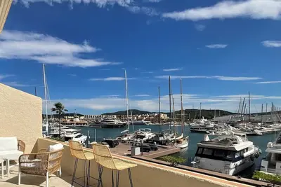Image de Au cœur d'un port. \nAppartement neuf entièrement rénové vue Marina